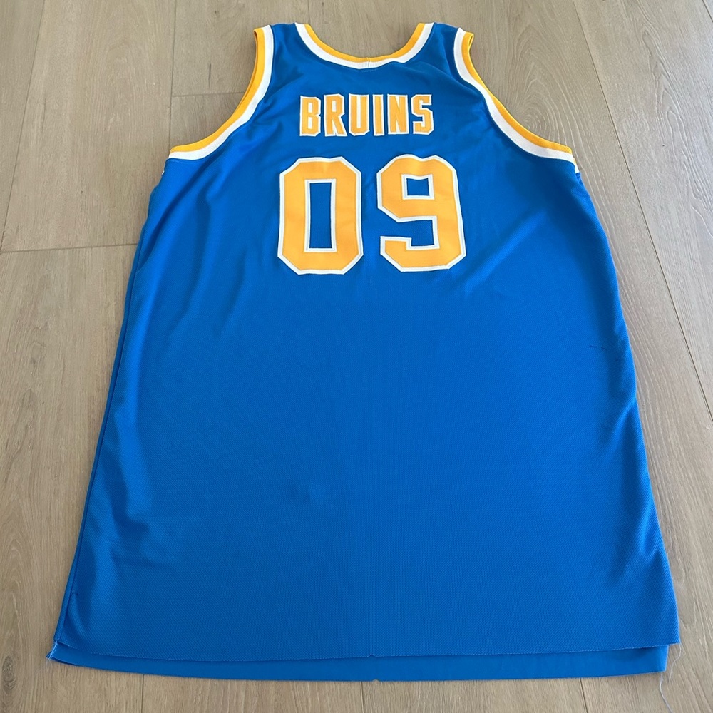 UCLA basketball jersey - Picture 4 of 4
